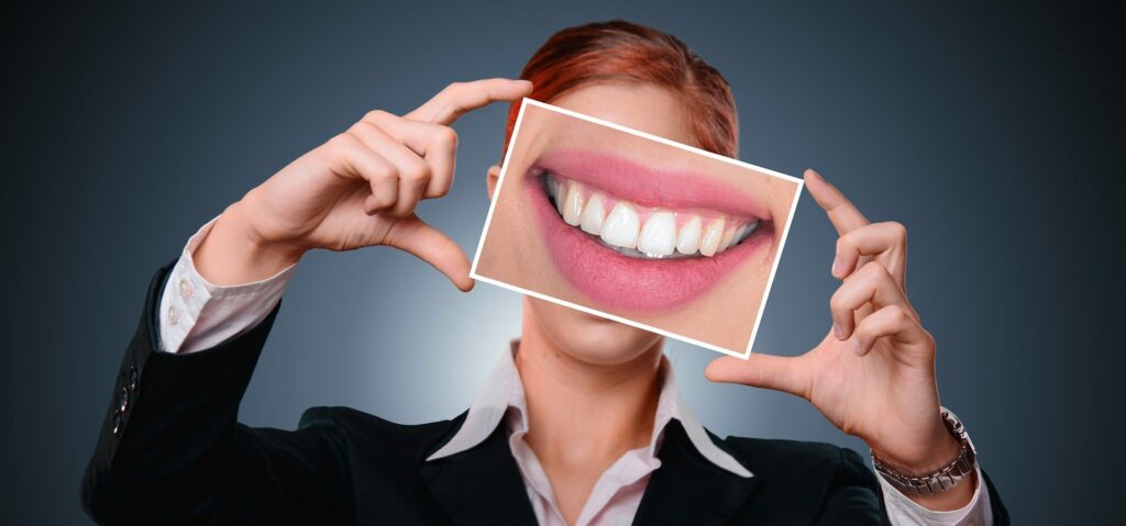 Wybielanie zębów - Piękny uśmiech i zdrowe zęby