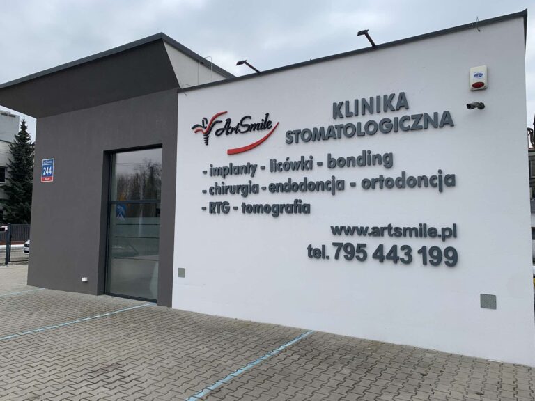 Ból zęba w&nbsp;nocy: dlaczego pojawia się właśnie wtedy?